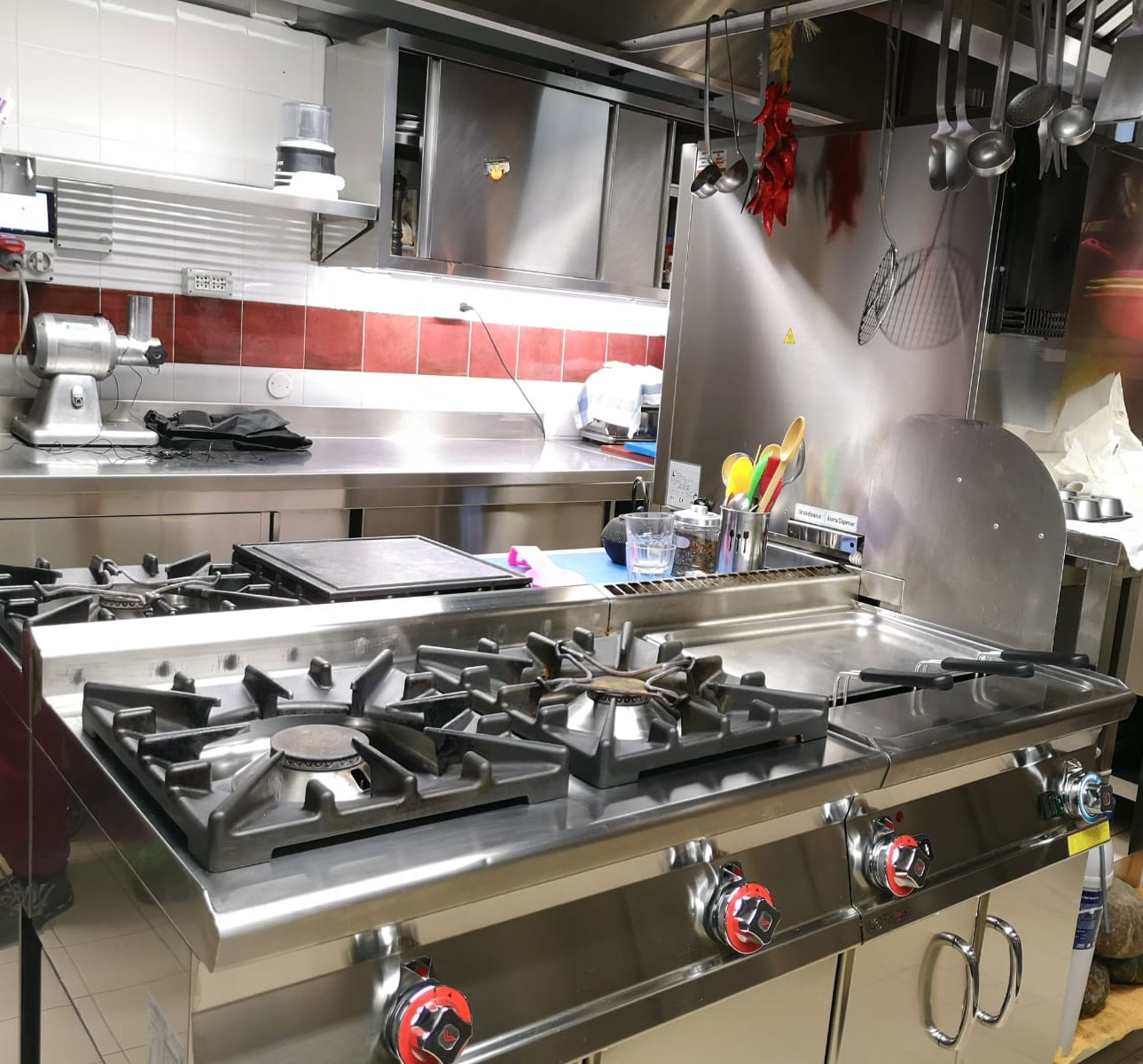 riprogettazione cucina del ristorante la colubrina